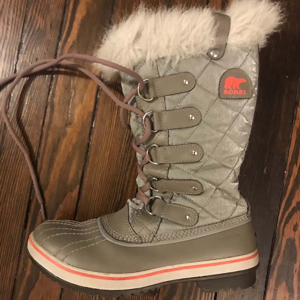 Sorel Joan of Arc Boots
